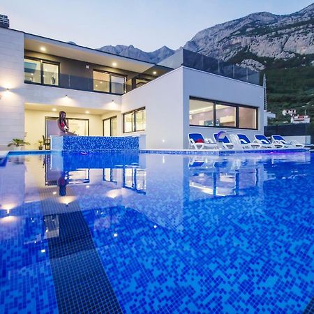 Villa Lacus Makarska Exterior photo